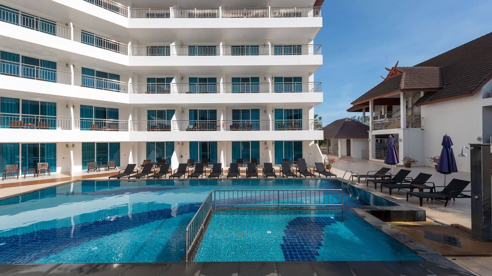 Pinnacle Grand Na Jomtien Resort & Beach Club — фото 7